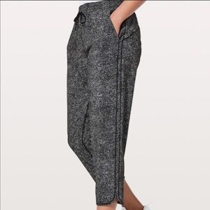Lululemon keep it classy crop pant